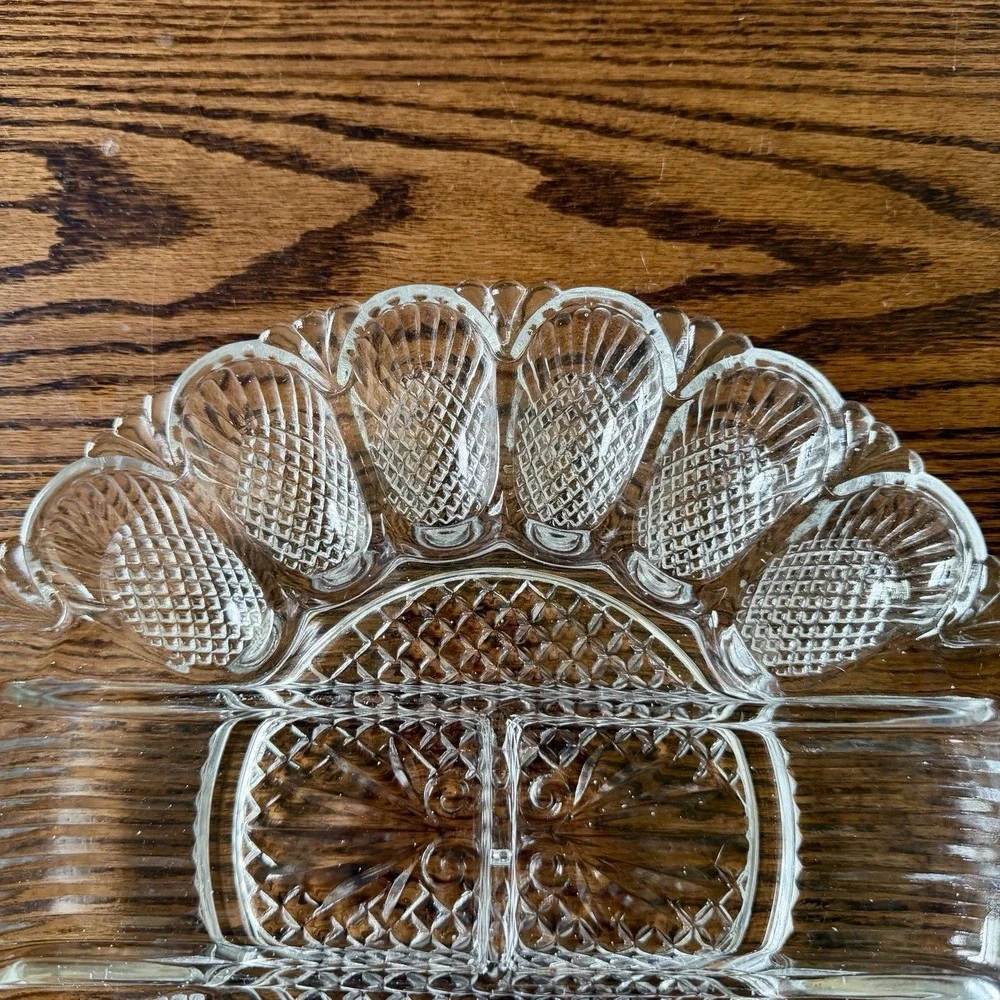 Vintage L.E. Smith Deviled Egg Plate Platter Relish Tray Glass Diamond Design.
